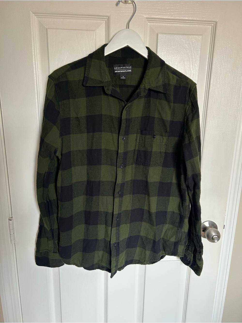 Aeropostale Plaid 100% Cotton Flannel Black & Olive Green Plaid Button-Up Shirt
